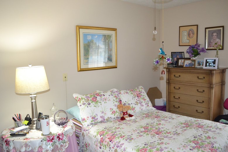 Image of Magnolia Gardens Assisted Living (2)