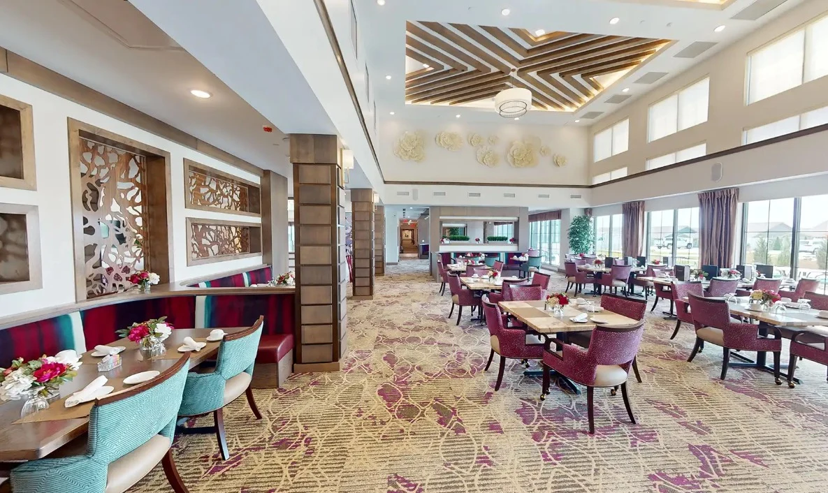 CopperWood at Prairie Trail senior living community offering assisted living and memory care in Ankeny, IA, dining room