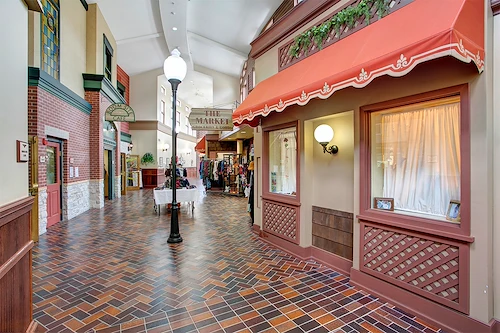 Image of Boutwells Landing (4)