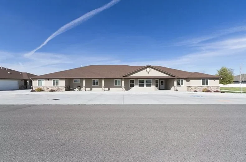 Image of Ashley Manor - Parkview 1 (1)