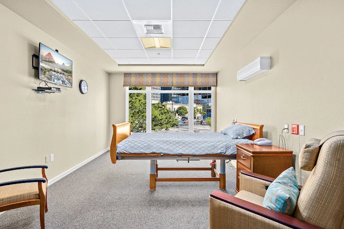 Image of Mirabella Seattle Health Center (6)