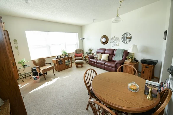 Image of Country Estates (5)