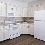 Image of Colonial Oaks Senior Living (7)