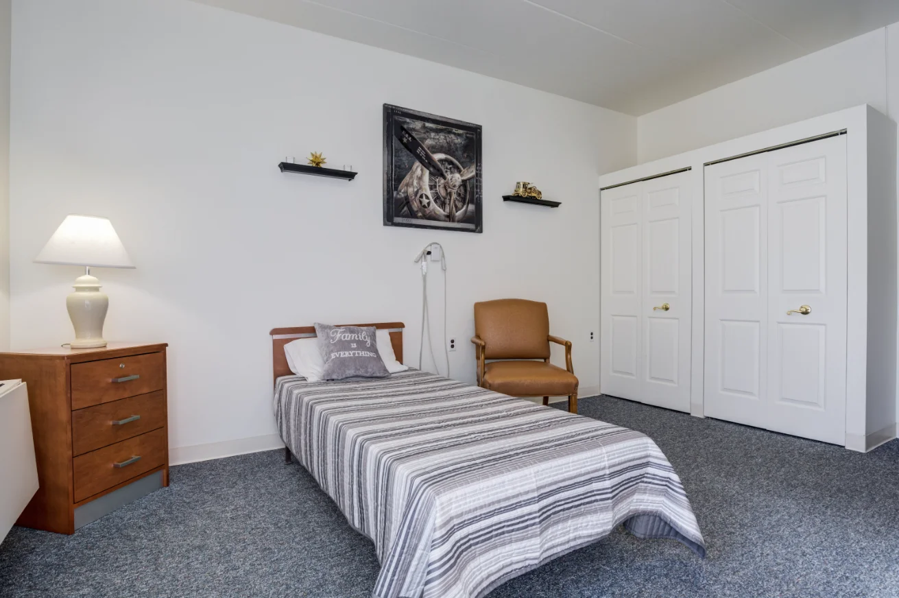 Image of Farmington Hills Inn (9)