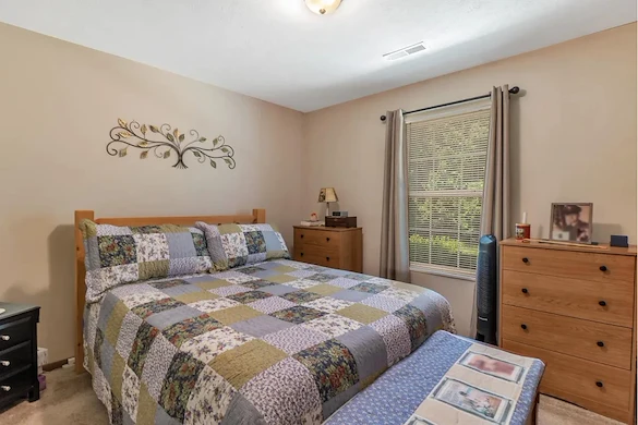 Image of Tibbits Greene (9)