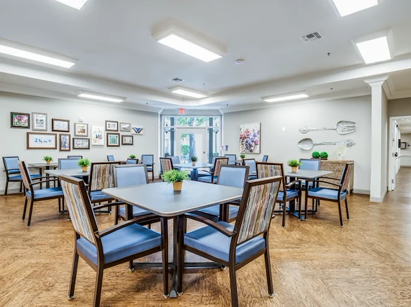 Image of Iris Memory Care of Turtle Creek (6)