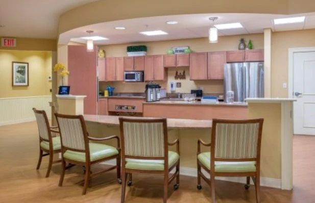 Image of Avita of Brunswick (5)