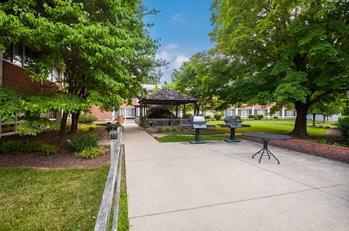 Image of Autumn Lake Healthcare At Arcola (2)