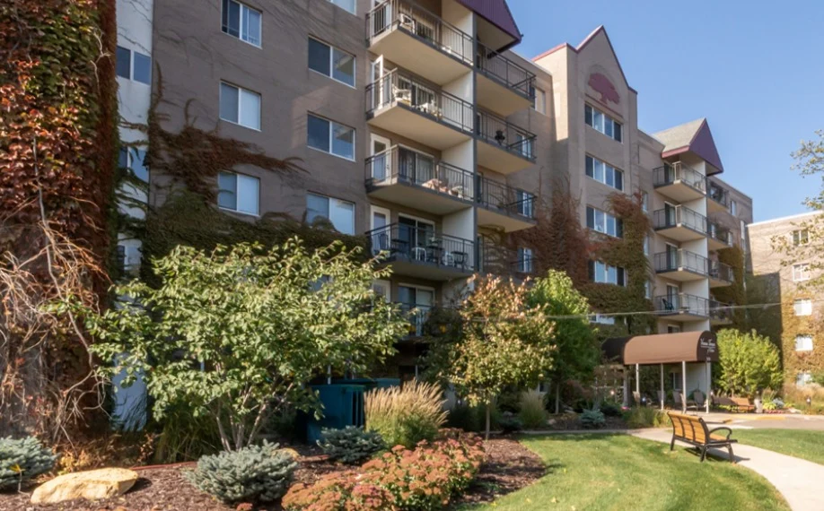 Image of Vernon Terrace of Edina (2)