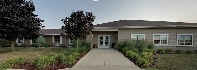 Image of Courtney Manor (6)