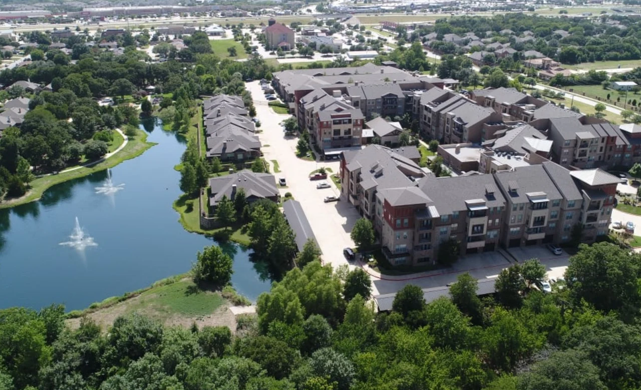 Active adult living and independent living at Watercrest at Mansfield in Mansfield, TX, exterior overview
