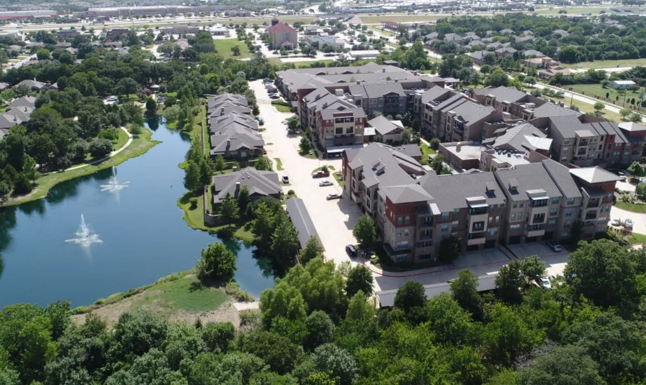 Active adult living and independent living at Watercrest at Mansfield in Mansfield, TX, exterior overview