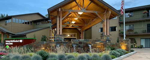 Image of Willamette Oaks (2)