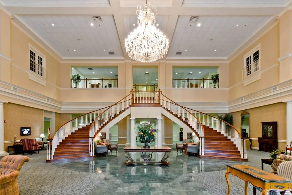 Image of Kirby Pines Manor Senior Living (2)