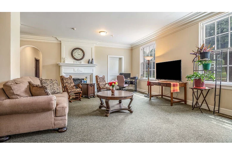 Image of Clay Hall Senior Residences (4)