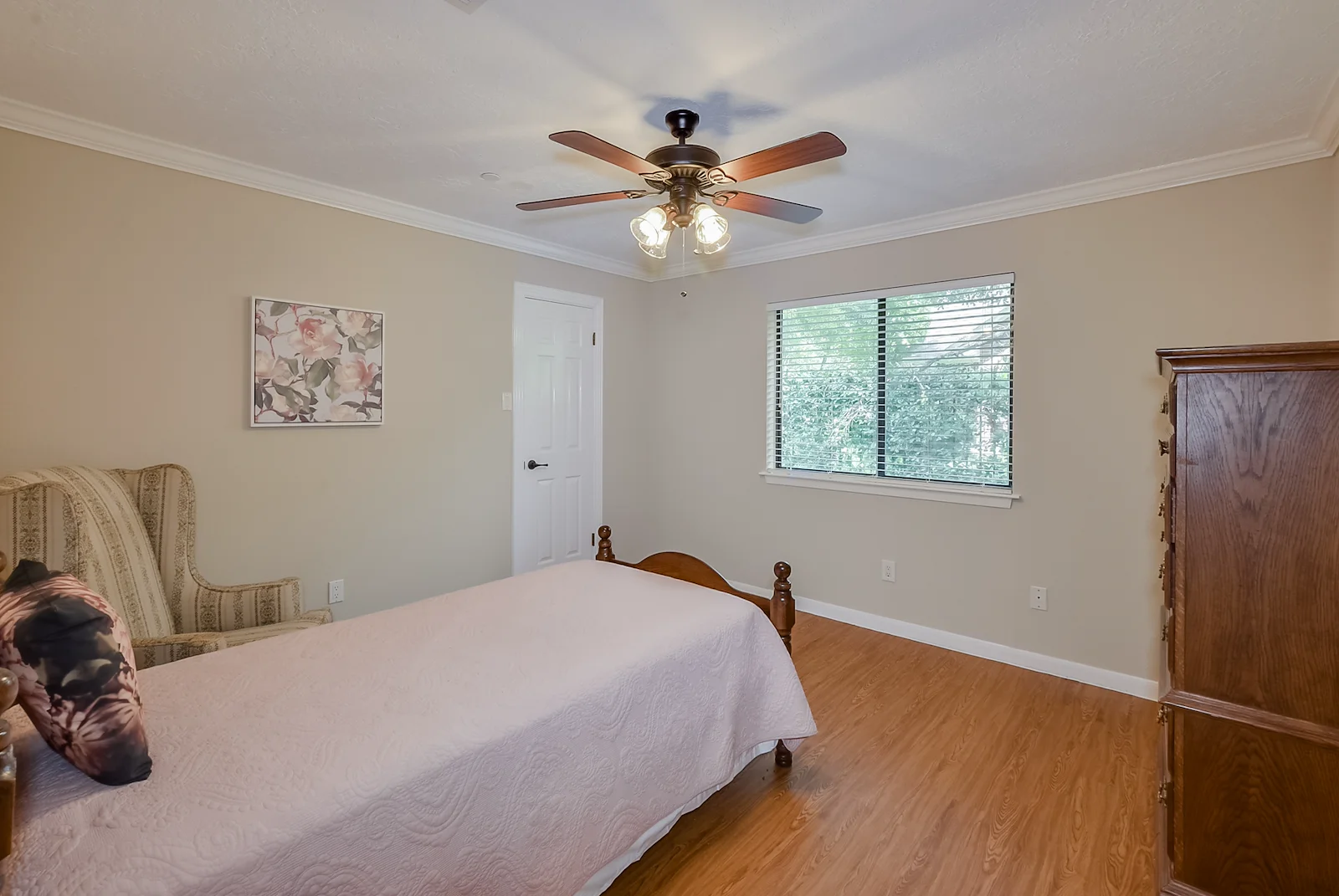 Image of Village Care Homes - Silver Leaf (8)