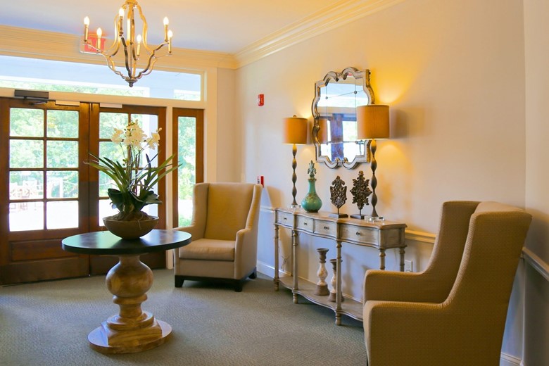 Image of Lakes Crossing Senior Care (7)