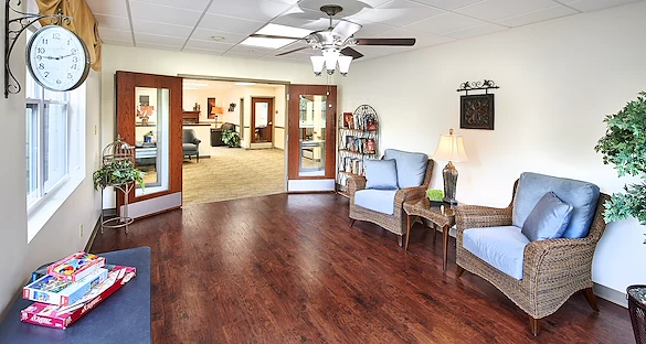 Image of Morristown Manor (3)