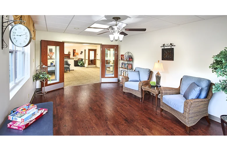 Image of Morristown Manor (3)