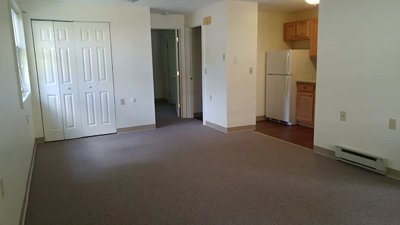 Image of Pond View Apartments (3)