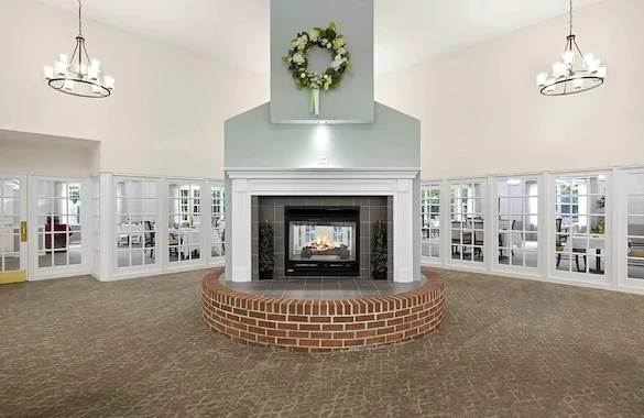 Image of Commonwealth Senior Living at Bon Air (7)