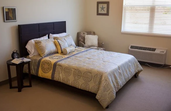 Image of North Woods Village at Edison Lakes (5)