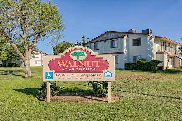 Image of Walnut Apartments (1)