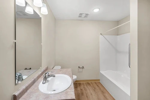 Image of Deville Manor Senior Living (9)