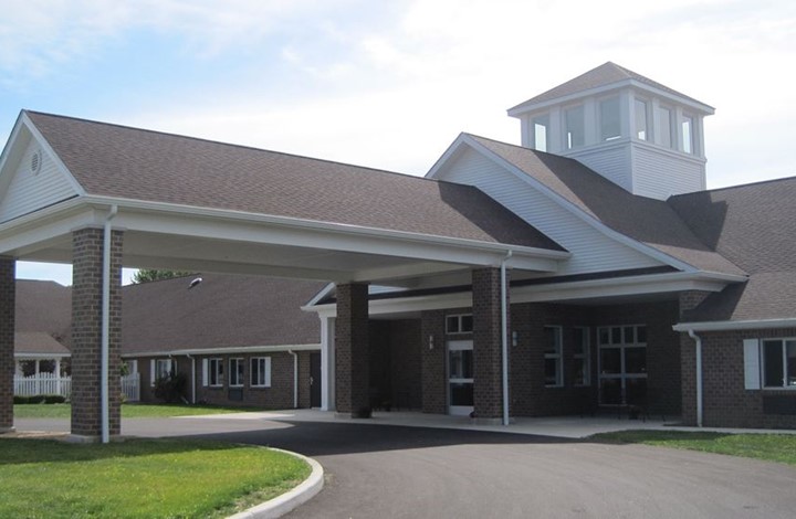 windsor-house-at-liberty-health-care-center-image-1