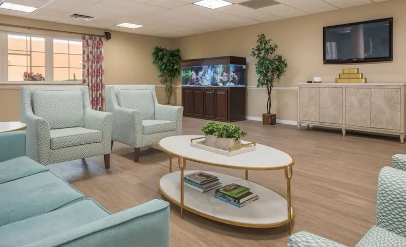 Image of Wentworth Central Avenue (4)