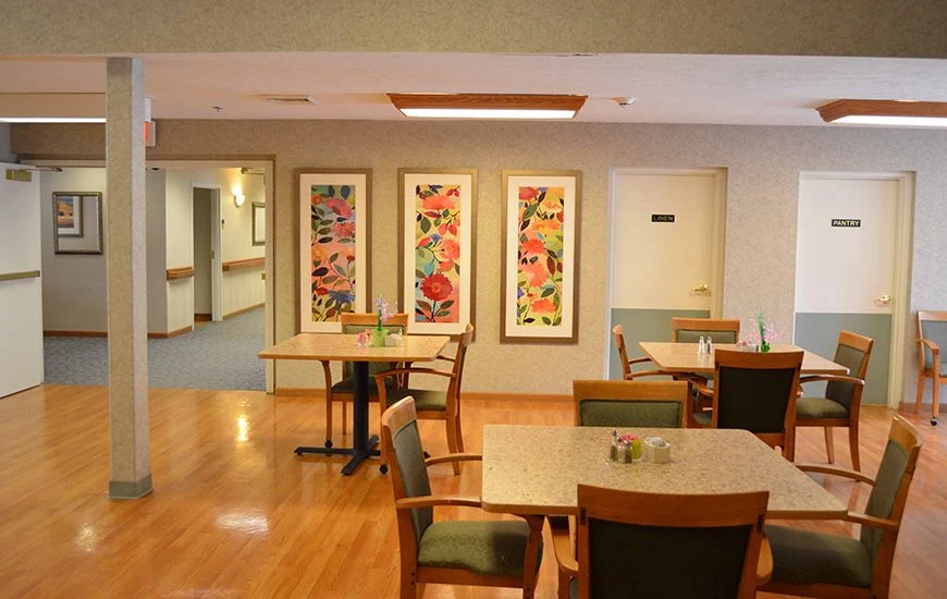 Meadow Lakes Senior Assisted Living in Mooresville, IN dining room