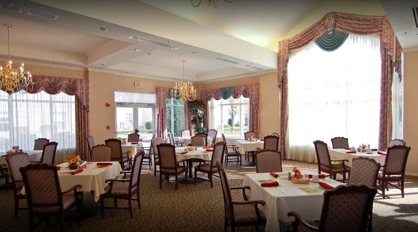 Image of Cedarhurst of Edison Lakes (3)