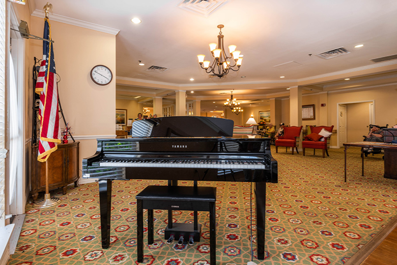 Image of AdviniaCare at Venice Assisted Living (5)