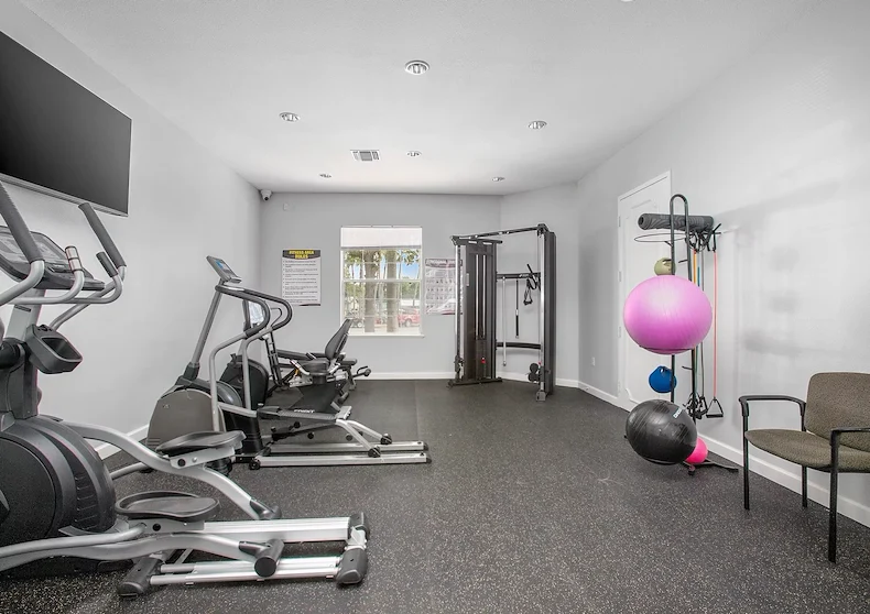 Image of Crescent Club Apartments (7)