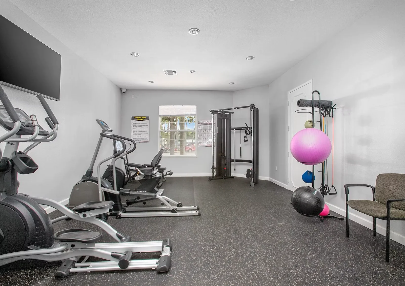 Image of Crescent Club Apartments (7)