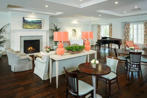 Image of The Tradition-Lover's Lane Independent Living (2)