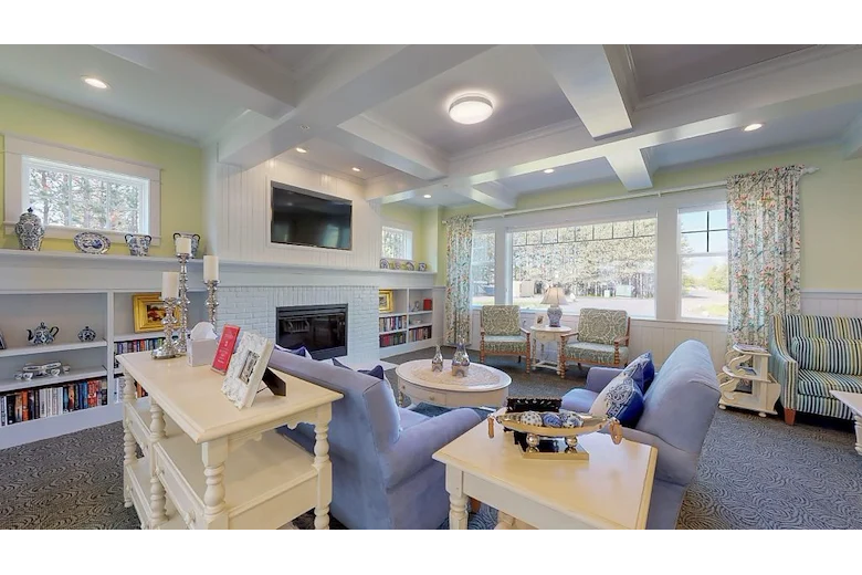 Pineview Cottage Assisted Living and Memory Care Lounge