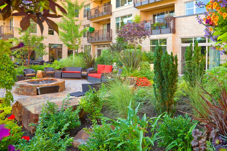 Image of Aljoya Mercer Island (6)