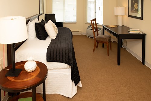 Image of Laurel Oaks Senior Living (8)