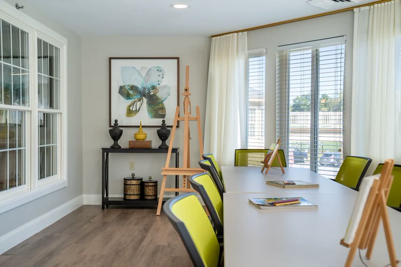 Image of Benchmark Senior Living at Shrewsbury Crossings (9)