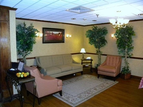 Image of Nhc Healthcare, Oak Ridge (5)