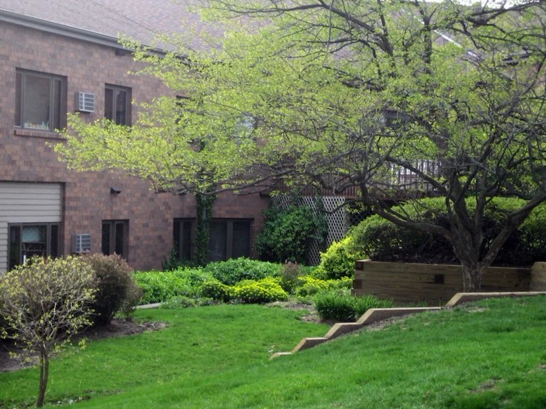 Image of Highland Oaks Senior Living (2)