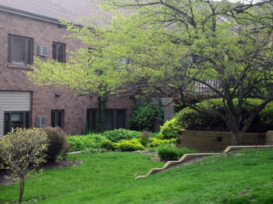 Image of Highland Oaks Senior Living (2)