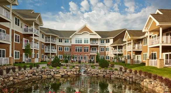 Image of Applewood Pointe of Bloomington at Valley West Cooperative (2)