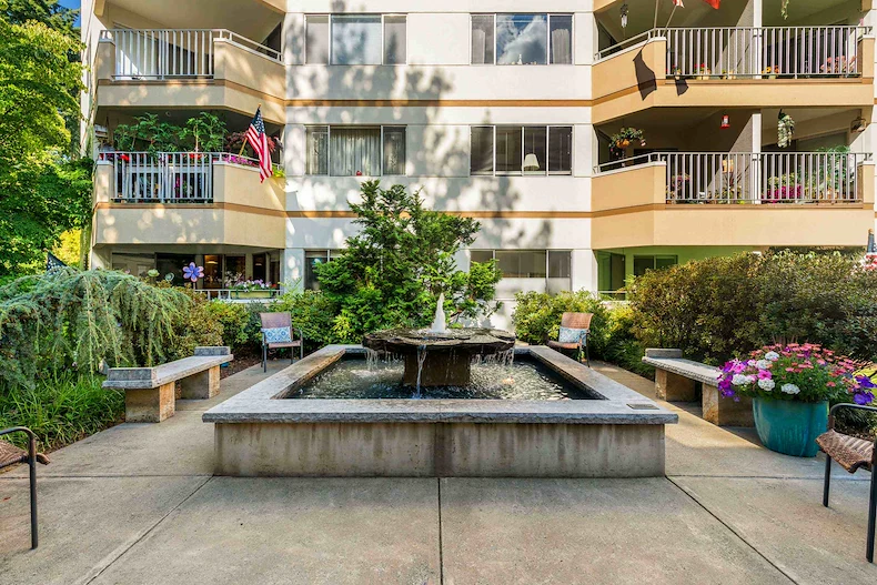 listen to the gentle sounds of the bubbling fountain