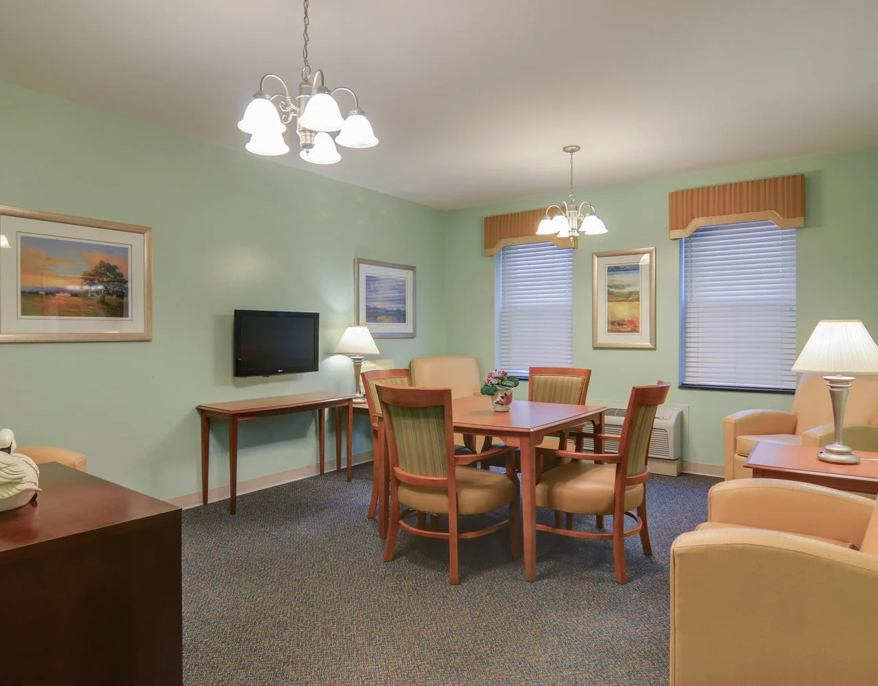 Image of York South Skilled Nursing and Rehab Center (2)
