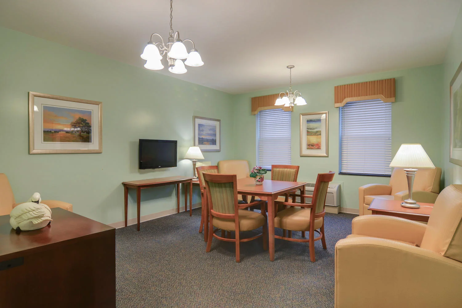 Image of York South Skilled Nursing and Rehab Center (2)