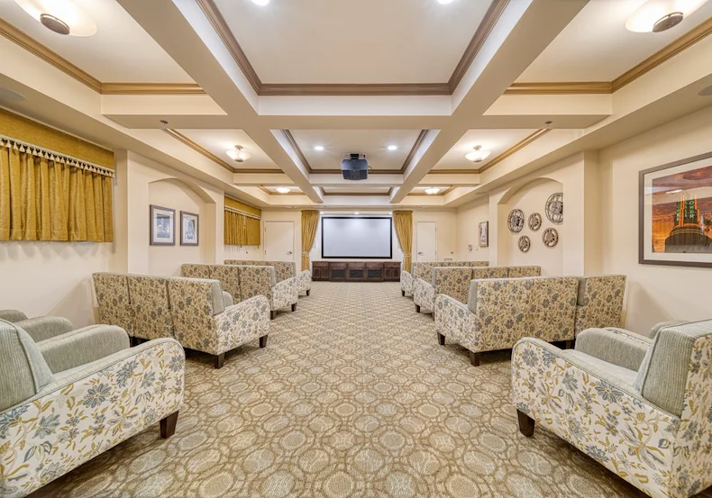 Image of The Woodlake Senior Living (9)