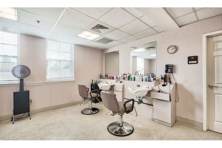 Image of Sterling Care Hillhaven Senior Living (8)