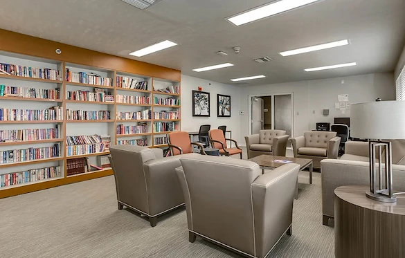 Image of Silver Gardens (4)